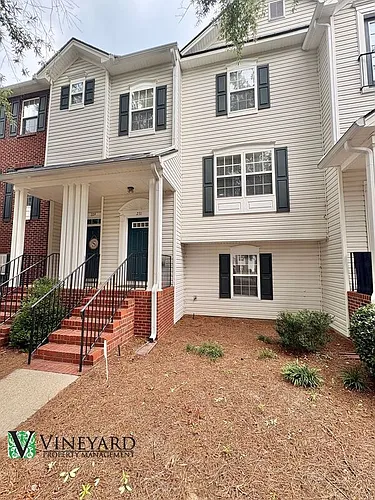 231 Village Square Dr Photo 1