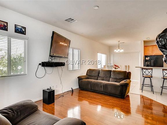 2nd image of 9144 Picturesque Ave
