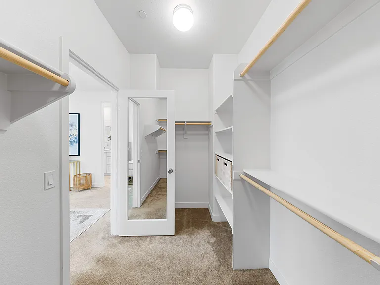 35 Bedford Ct — Photo 26