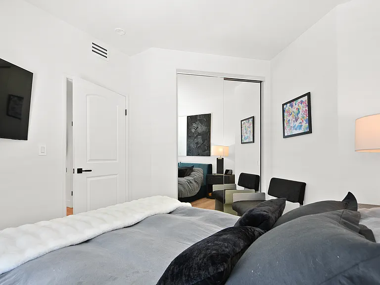 2600 Newport Blvd #210 — Photo 8