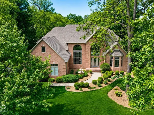 2874 Silverwood Ln, Greenwood, IN 46143