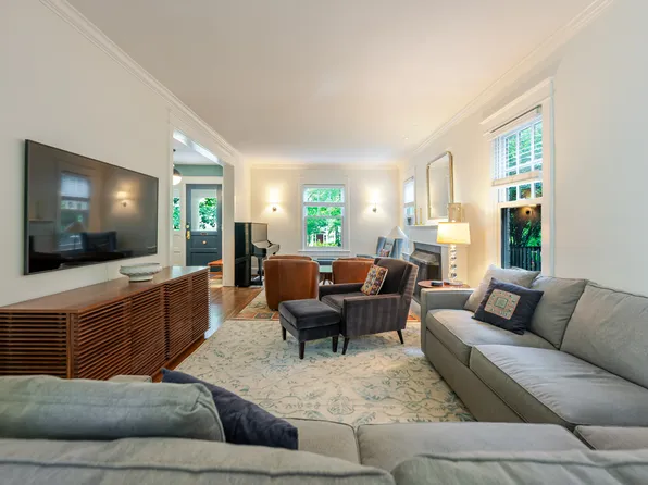 3906 Ingomar St NW, Washington, DC 20015