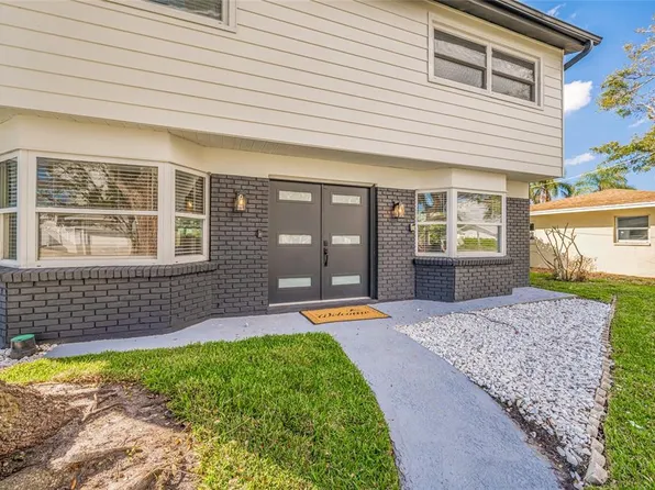 4622 Bay Crest Dr, Tampa, FL 33615