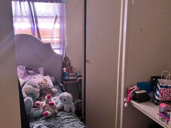 las-cruces-new-mexico-2062632538 picture