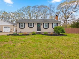 11 Crowell St, Cumberland, RI 02864
