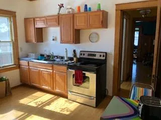 3258 N Oakland Ave — Photo 11