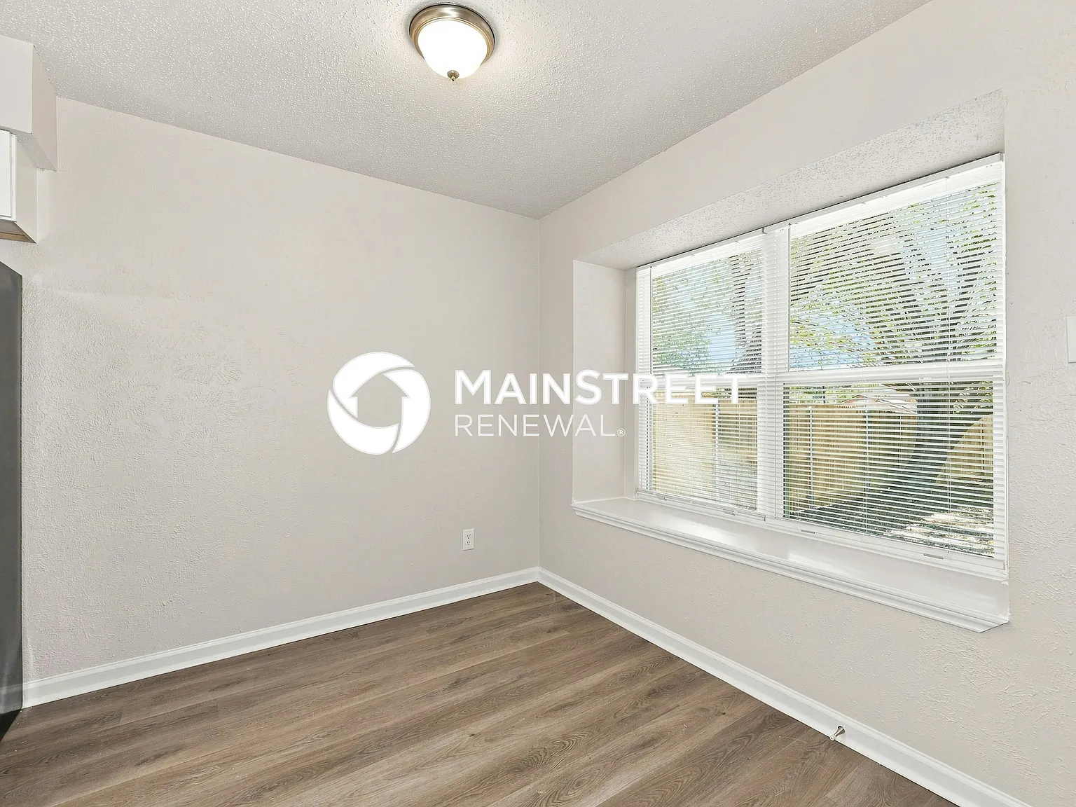 208 Nettletree St — Photo 4
