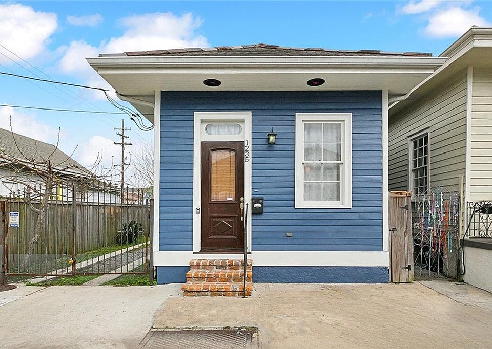 1st image of 1235 Clouet St