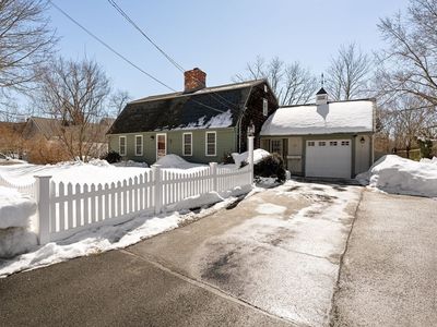 49 Raymond St, Weymouth, MA, 02189