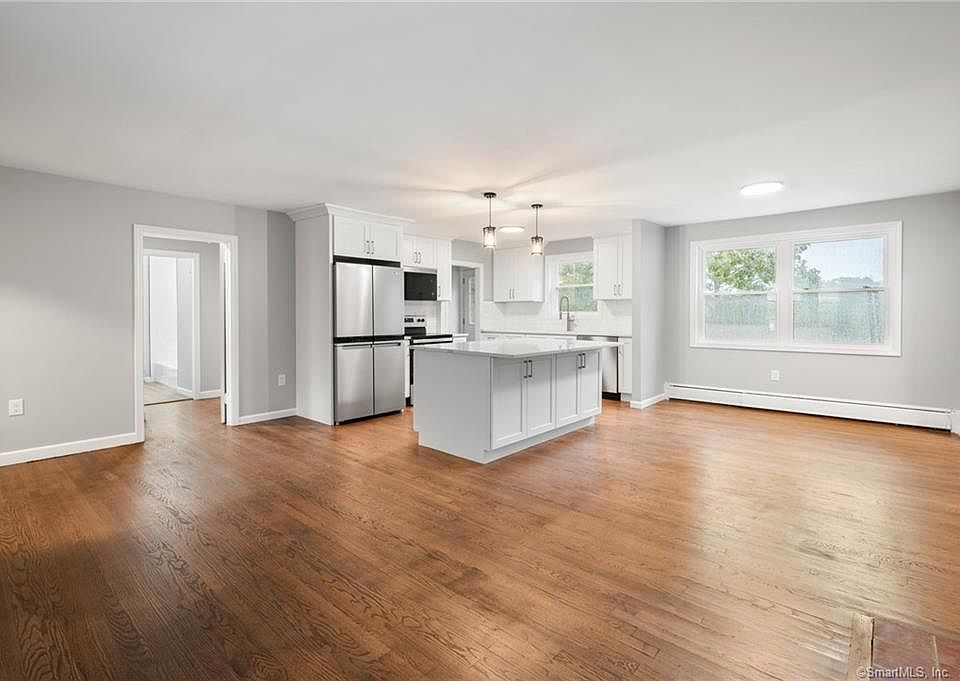 18 Richards Grove Rd Quaker Hill, CT, 06375 Apartments for Rent Zillow