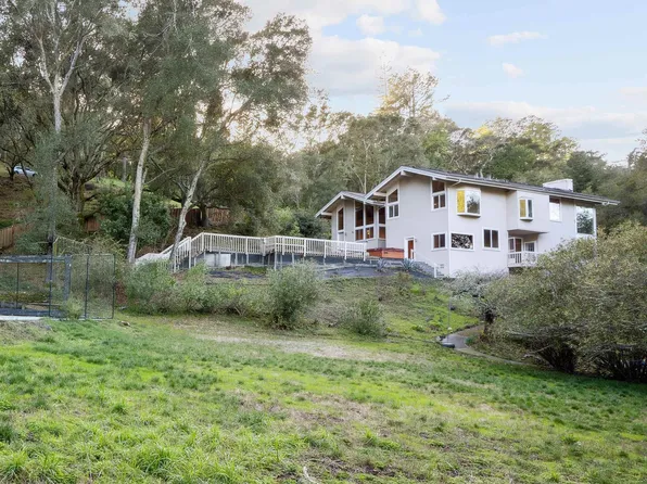 35 Tiger Tail Ct, Orinda, CA 94563