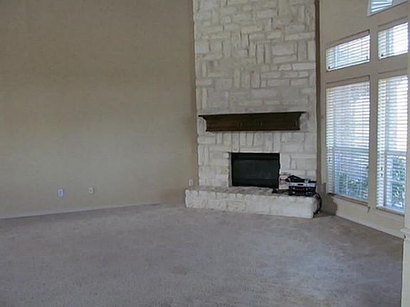 4th image of 9710 Broadmoor Ln