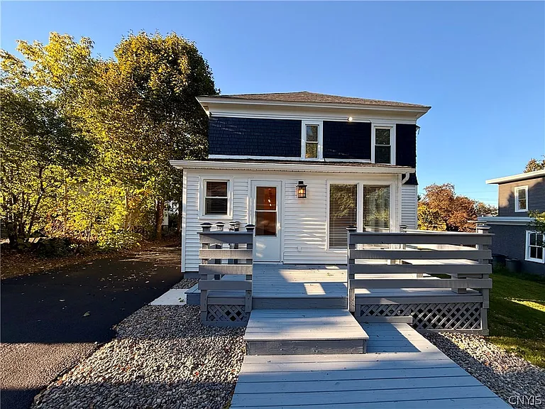 11 Sanger Ave — Photo 26