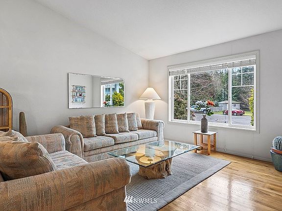 3rd image of 5325 139th Street Ct NW