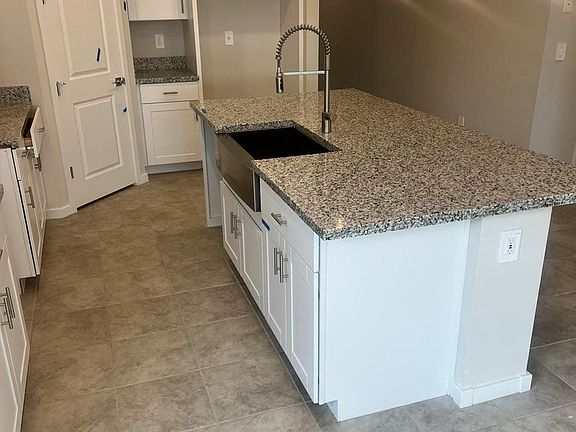 3rd image of 7044 W Desert Ln