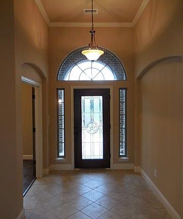 4th image of 302 Fountain Creek Ct