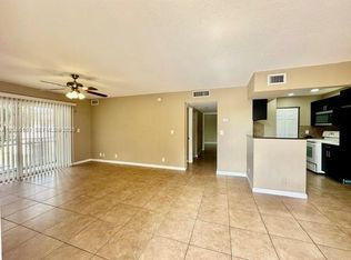 2830 NW 55th Ave APT 2C, Fort Lauderdale, FL 33313