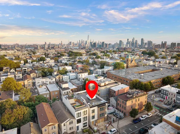 192 Cambridge Avenue image 3 of 5