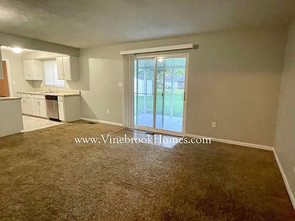 5th image of 732 Chandler Dr