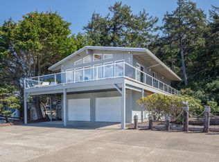 2413 NW Parker Ave, Waldport, OR 97394