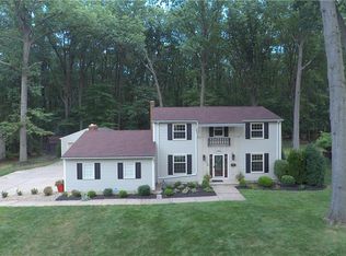 32602 Carriage Ln, Avon Lake, OH 44012