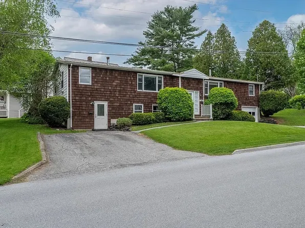 63 Lafayette St APT 1, Rutland, VT 05701