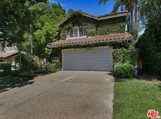 3722 Calle Jazmin, Calabasas, CA 91302