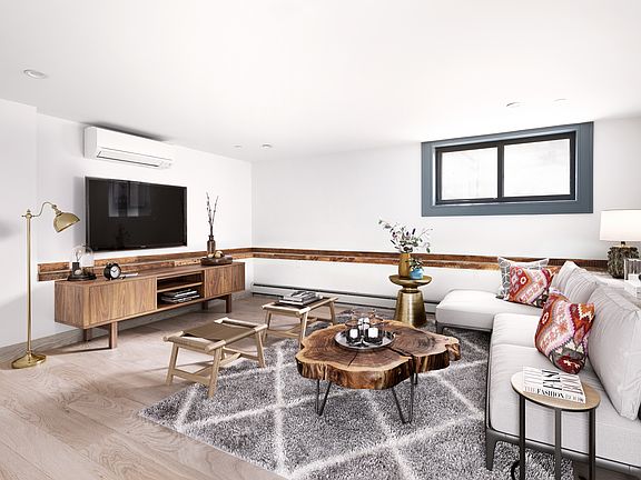 4th image of 394 Quincy St #1R