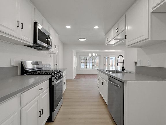 5th image of 3420 Bridle Path Ln