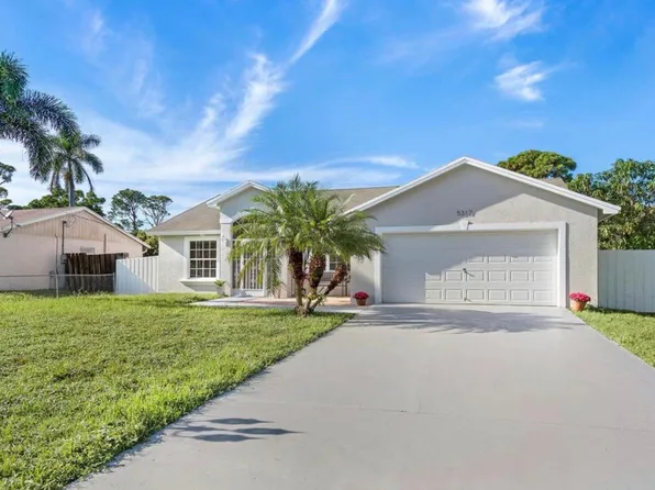 5317 Palm Ridge Blvd, Delray Beach, FL 33484