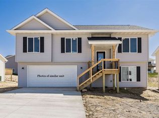 901 Hughes St, Coralville, IA 52241