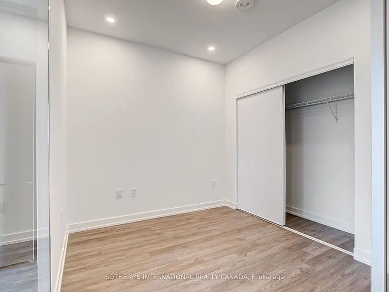 1195 The Queensway Ave #803 — Photo 20