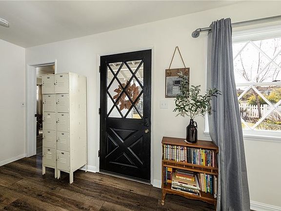 5th image of 33980 Avenue E