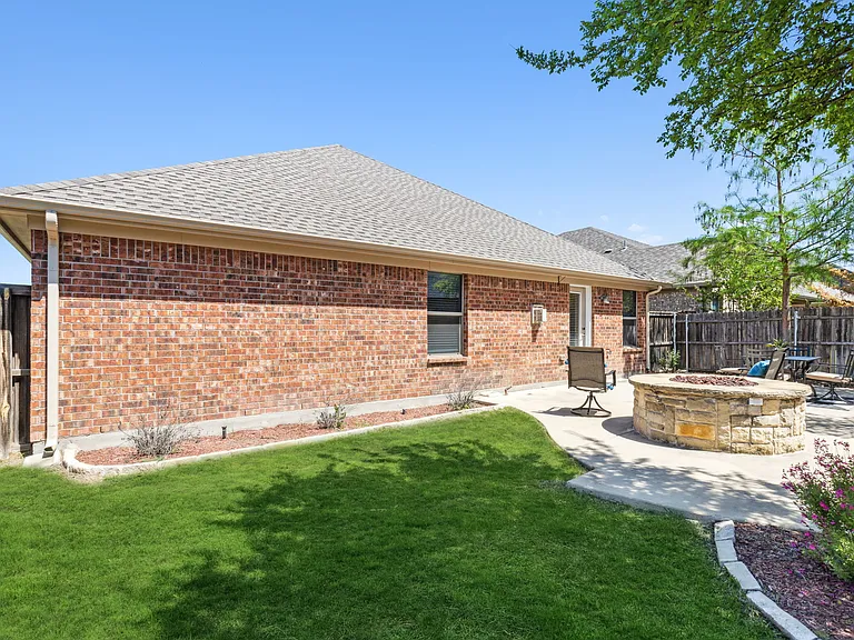 608 Knightsbridge Ln — Photo 26