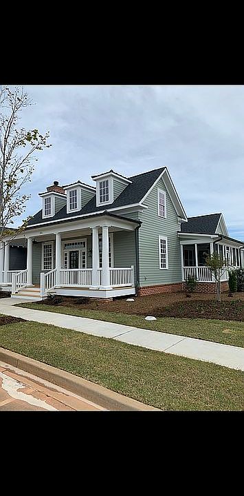 2nd image of 216 Anna Maria Blvd