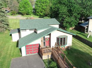 163 Mitchell Dr, Oakland, MD 21550
