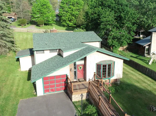 163 Mitchell Dr, Oakland, MD 21550