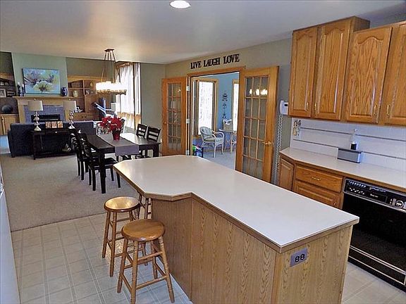 5th image of 2318 Westwinde Ct NW