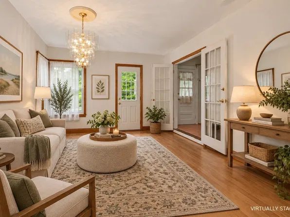 24 Birchwood Ave, Sudbury, MA 01776