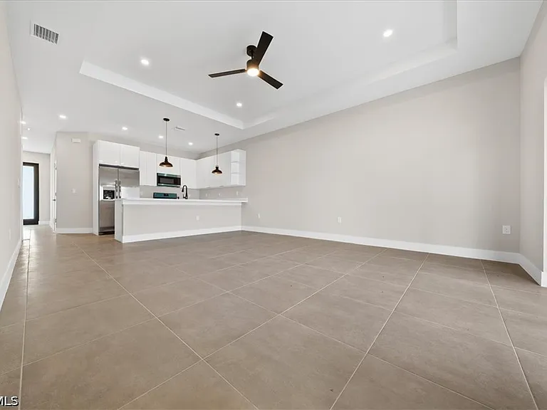 1012 Gerald Ave — Photo 10
