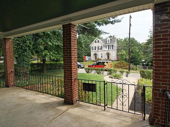 2nd image of 418-20 Paoli Ave