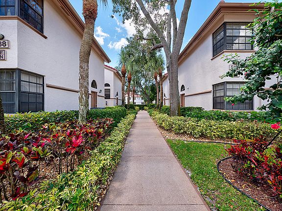 2nd image of 5196 Europa Dr APT F