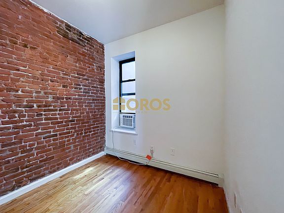 5th image of 200 E 7th St APT 5C