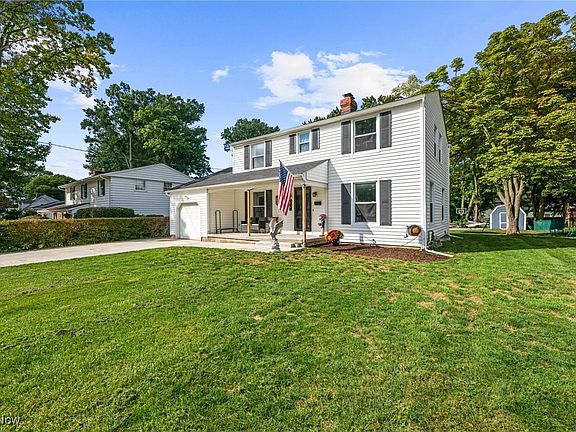 3rd image of 85 Nelmar Dr