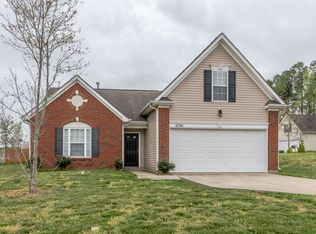 6361 Cora St, Charlotte, NC 28216