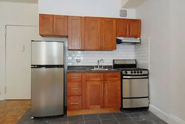 Rented by Douglas Elliman | media 15