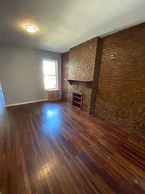 Rented by Nooklyn NYC LLC | media 18