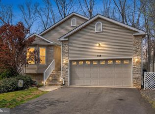 315 Westover Pkwy, Locust Grove, VA 22508