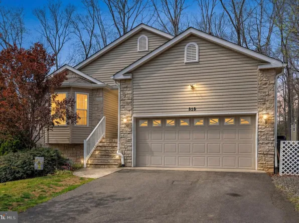 315 Westover Pkwy, Locust Grove, VA 22508