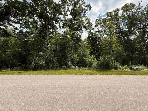 21 Lakestone, Merrimac, WI 53561